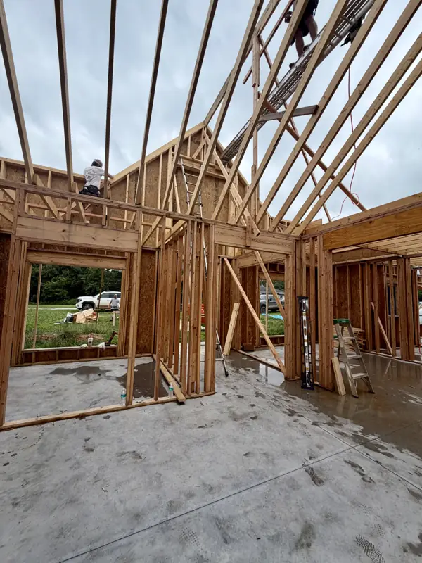 Setting trusses at the ridge